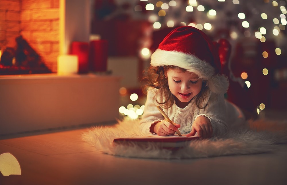 子ども　サンタクロース　手紙　クリスマスプレゼント